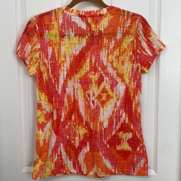 Chaus Sport Women’s Short Sleeve V-Neck Shirt Salmon Medium - Picture 3 of 5